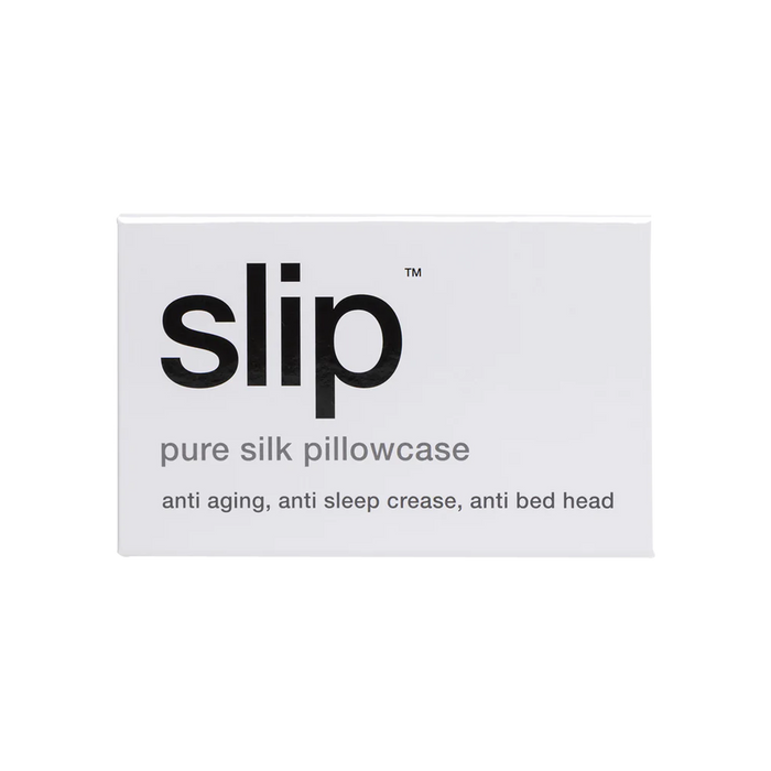 The Silk Pillowcase is made with the highest grade (6A) long fiber mulberry silk, with a thickness of 22 momme and non-toxic dyes.